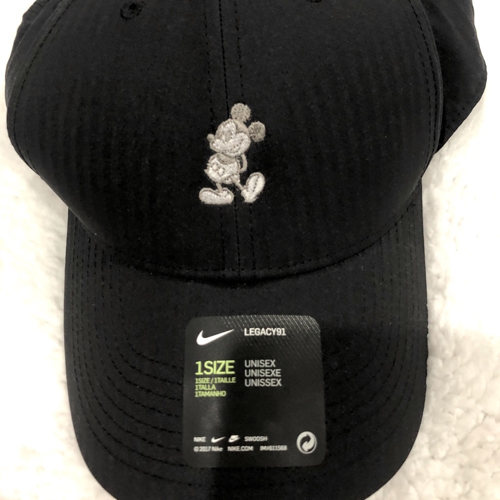 Mickey Mouse Nike Hat